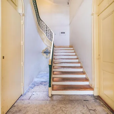 Sao Pedro De Alcantara 63 By Hill Лиссабон